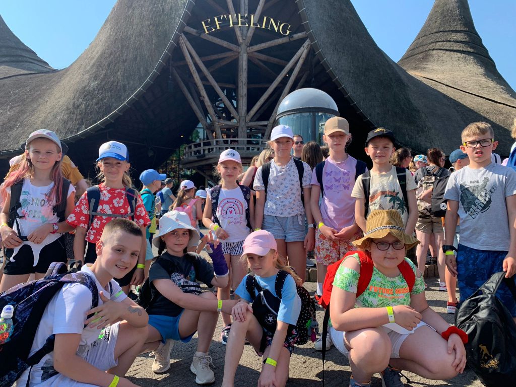 Dzień Dziecka – antwerpskie dzieciaki i młodzież w Parku Efteling