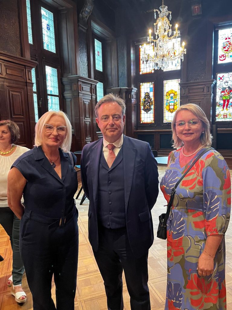 Otwarcie wystawy „Zapomniani Bohaterowie” w Antwerpii