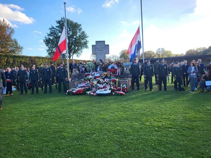 Delegacja Naszej Szkoły podczas uroczystości w Bredzie